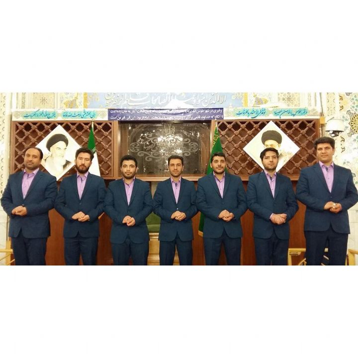 اللهم صل علی محمد و آل محمد و عجّل فرجهم و اجمعین