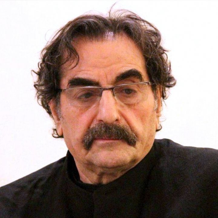 گم شدن در عاشقی دین من است