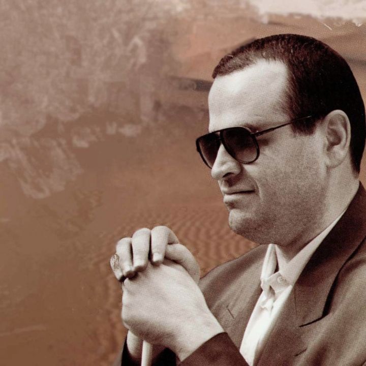دارد دل آشفته صد خواهش ناگفته 