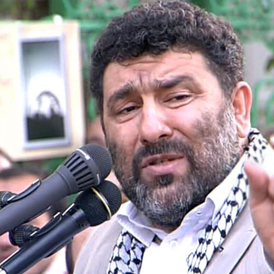 هنگام سرور کائنات است امشب