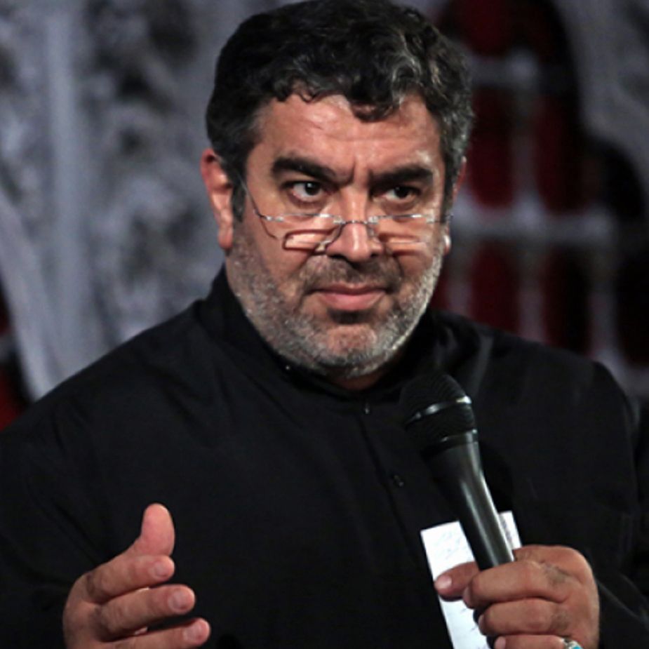 علم کاروان به همراهِ
