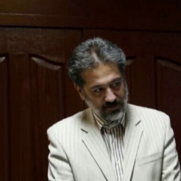 آپاردی سئللر سارانی (سیل سارا را برد)